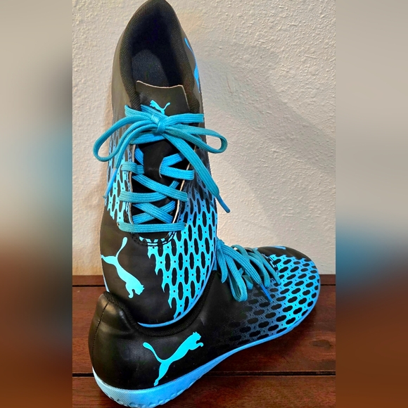 Kids Blue and Black Puma Sneaker size 4C - Picture 5 of 11